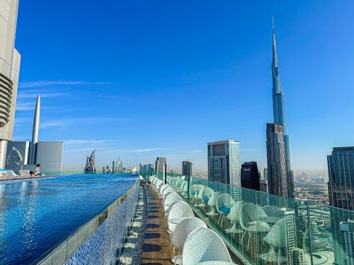 2BR Burj Khalifa View in Paramount Hotel Midtown - image 8