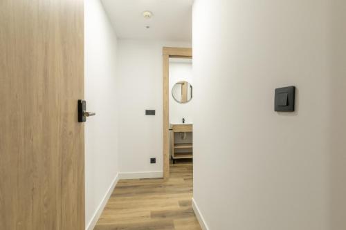 Micampus Estrada 11 Student Residence, Madrid (photo 6)
