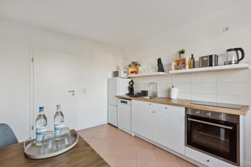 ห้องครัว, Aura - Nulandt#2 - 2 Zimmer, 4 Betten, Küche, Balkon, Waschmaschine (Aura - Nulandt#2 - 2 Zimmer, 4 Betten, Kuche, Balkon, Waschmaschine) in เมอร์เซอบวร์ก