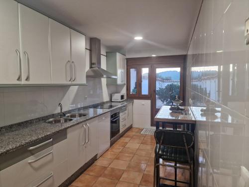 La casa del patio ATBA00260 in ซาฟรา / เลเรนา