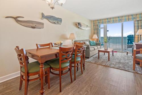 2501 S Ocean Blvd, 0211 - Ocean Front Sleeps 8 in Myrtle Beach, USA