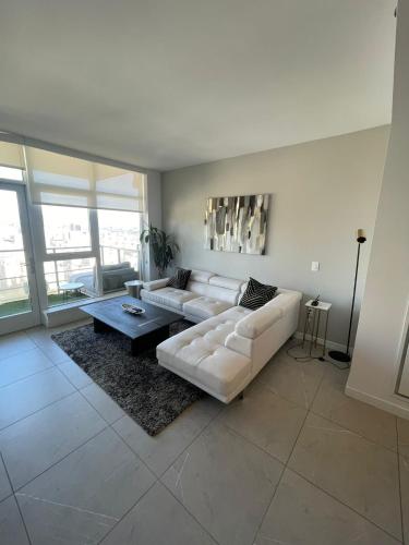 Luxury apartment- Downtown LA