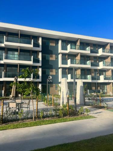 Makia Beach Experience Concept 122B