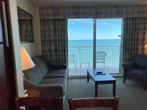 2501 S Ocean Blvd, 1109 - Ocean Front Sleeps 6 in Myrtle Beach, USA