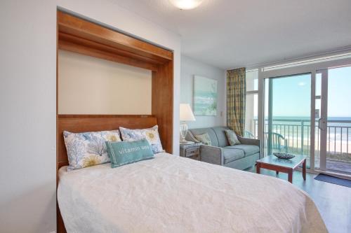 2501 S Ocean Blvd, 0209 - Ocean Front Sleeps 6 in Myrtle Beach, USA