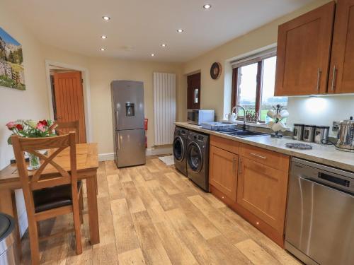 Orcaber Farm Retreat - image 10
