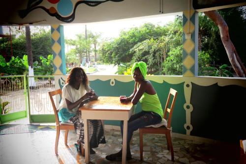 Restorāns, Chez Fatou et Saladin in Abéné
