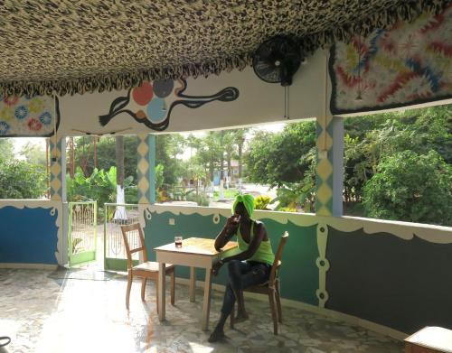 Restorāns, Chez Fatou et Saladin in Abéné