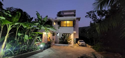 Wild Orchid 5BHK Villa & Eco Cottages in Sancoale Valley