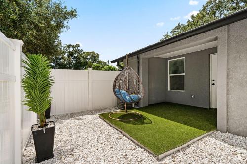 Luxury Oasis in Drew Park in Tampa, USA