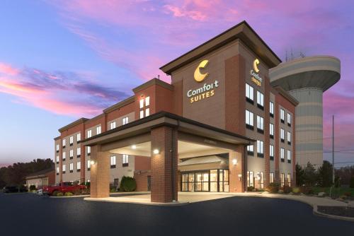 Comfort Suites East Broad at 270 - image 2