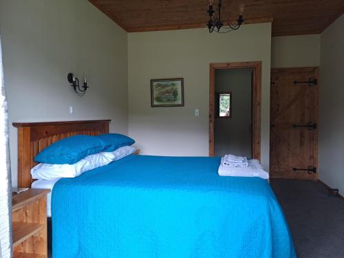1 queen bed
