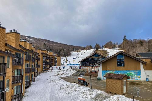 Cozy Mountain Base Retreat in Ludlow, USA