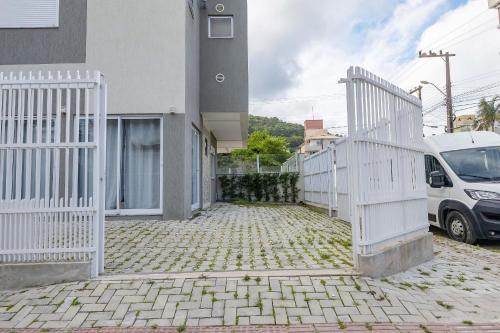Loft Aconchegante pertinho da Praia de Bombinhas - image 2