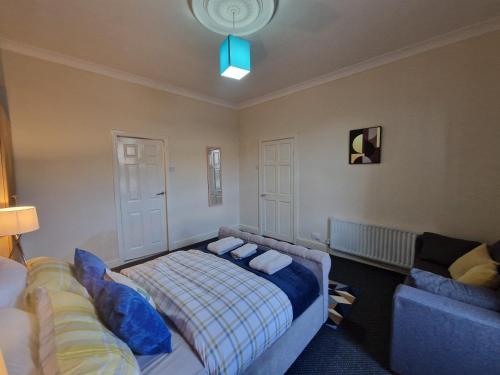 Primos Castle - 1 Bedroom in North Shields