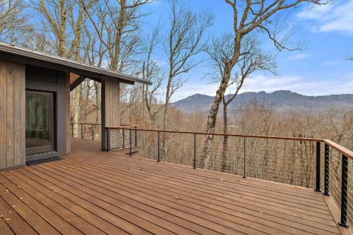 Grand View in Sugar Mountain, USA