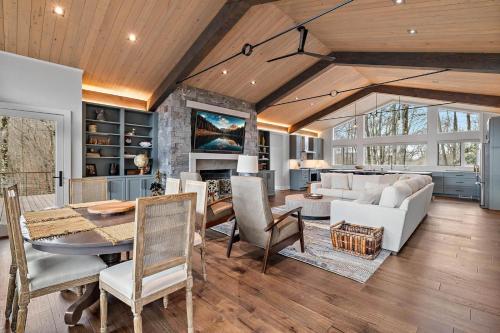 Grand View in Sugar Mountain, USA