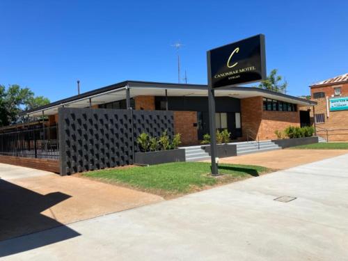 . Canonbar Motel