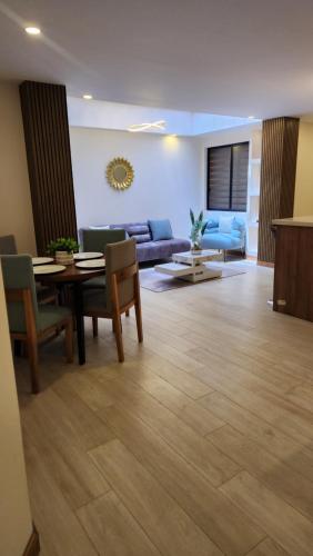 La Terraza departamentos 202 · Cuenca