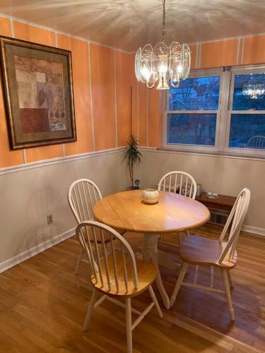Lovely home away from home 4BR 3ba in Cincinnati, USA
