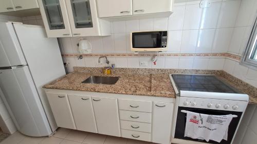 Kitchen, Ap frente ao mar - Praia das Asturias in Vila Luis Antonio