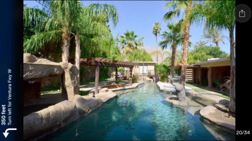 Sunny Dunes Villa w/ Lazy River in Palm Springs, USA