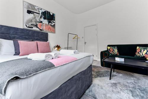 Stylish and Convenient 2BD Flat w/ Outdoor Space, Londres (foto 9)