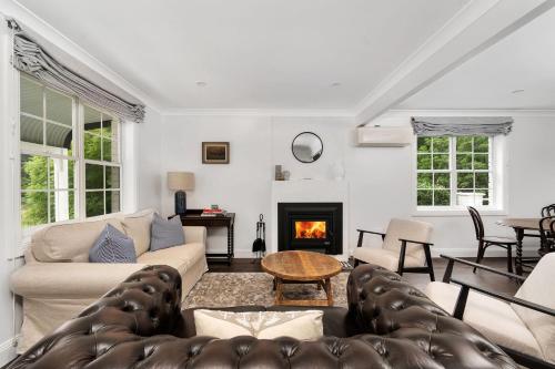 Cherry Tree Cottage, Burrawang, Southern Highlands in 布拉旺