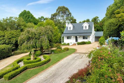 Cherry Tree Cottage, Burrawang, Southern Highlands