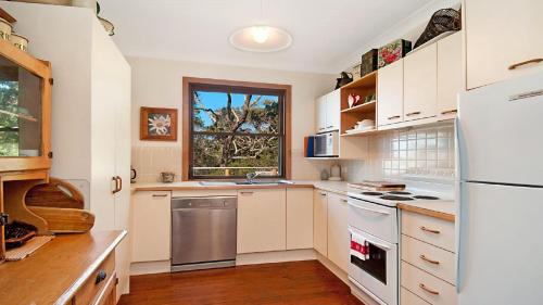 Instalaciones, 'Charming Cottage Retreat' by HolidayCo in Killcare