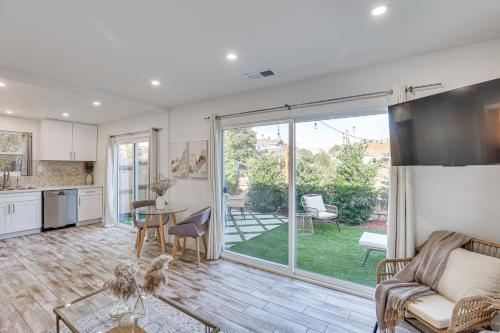 Pet-Friendly Oceanside Gem with Patio, Walk to Beach in Oceanside, USA