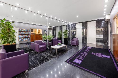 Park Regis Concierge Apartments - image 7
