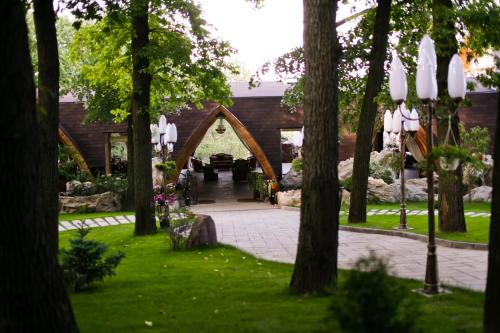 Hotel La Castel Iasi 3