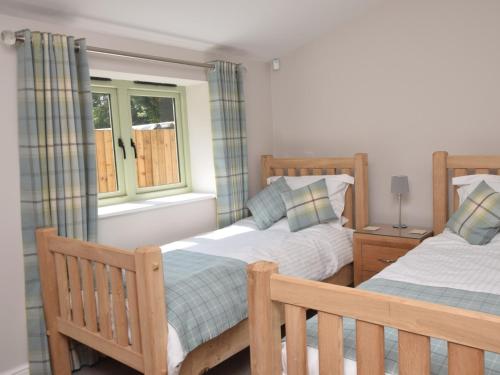 2 Bed in Croes-y-pant 58961