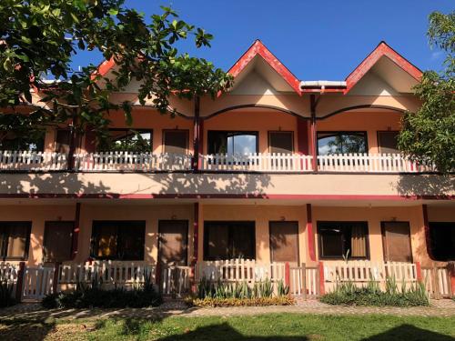 JBR Tourist Inn - Port Barton DIY