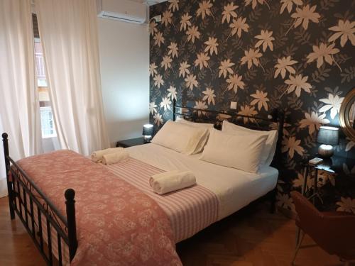 Stunning apartment in the heart of Athens - image 6