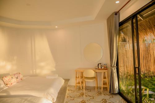 Design Twin Room