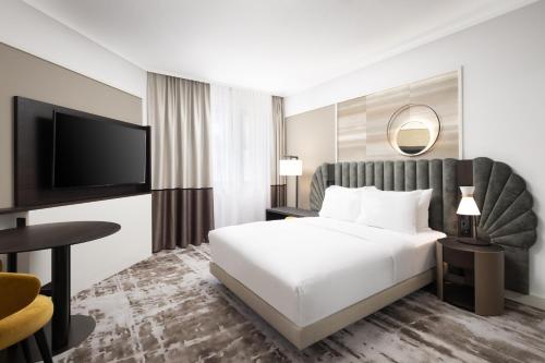 room detail thumbnail 1