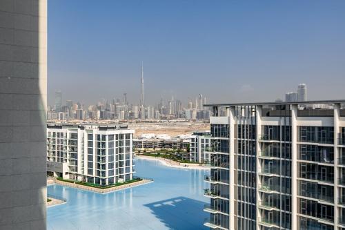 Spacious I Burj Khalifa View I District One - image 14