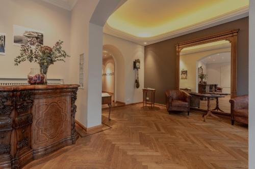 Hotel Olympic - image 11