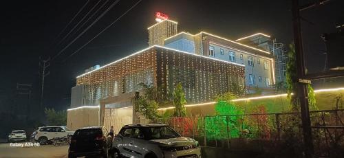 Shivhari Hotel & Resort