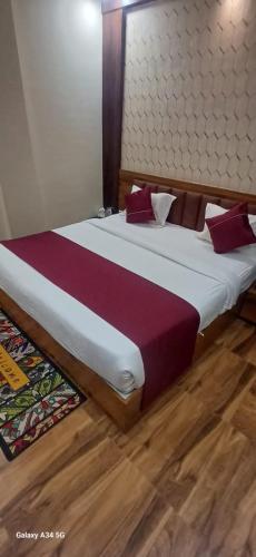 Shivhari Hotel & Resort