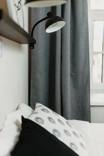 Cosy Central Studio Apt. - Near Old Town 4