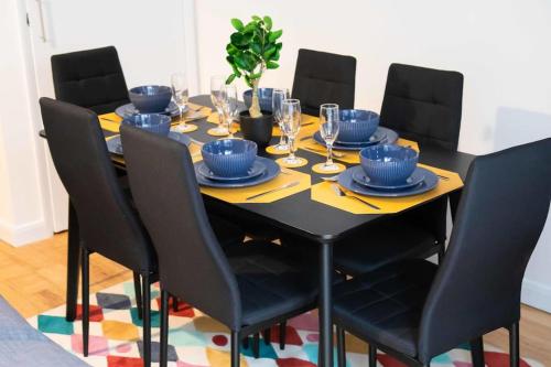 Spacious House in Brighton with large garden and free parking in Woodingdean