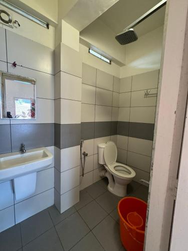 Double Room image 10