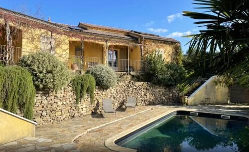 Villa de 4 chambres avec piscine privee jardin clos et wifi a Generargues - Location, gîte - Générargues