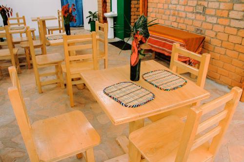 Restoran, Iziba Lodge - Hoima in Hoima