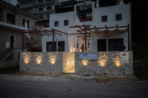 Leaves & Waves in 史圖米奧