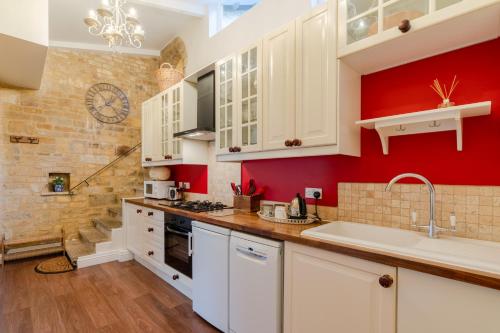 設施, Red Lion Cottage in 布洛克利