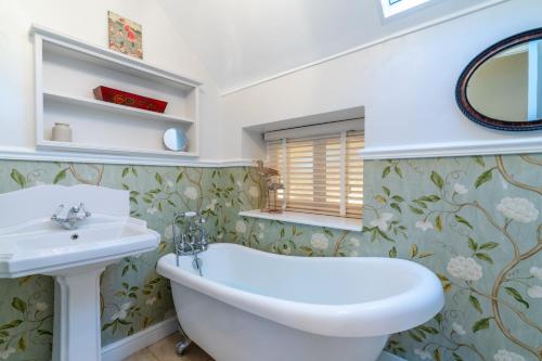 浴室, Red Lion Cottage in 布洛克利